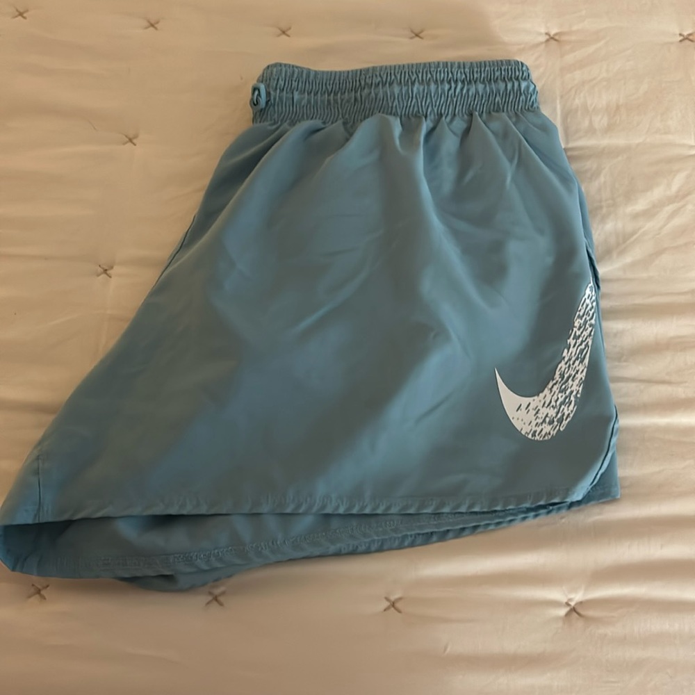 Nike drifit shorts.